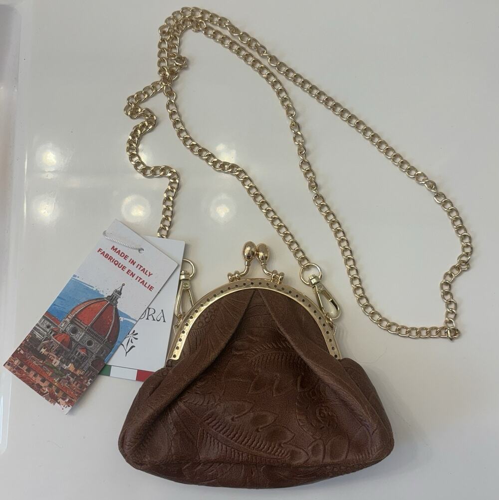 Isadora of Florence Embossed Italian Leather Purse Small Kiss Lock Gold Chain